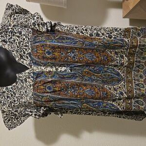 🎯Rachel Zoe Split Neck Top